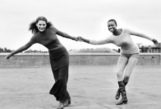 Corinne Day Heaven is Real (Kate and Lorraine) February 1991, Courtesy of the Estate of Corinne Day and Gimpel Fils
