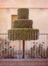 Luigi Ghirri Luigi GhirriRome from the series diaframma 11, 1/125 luce naturale. 1979, Vintage cibachrome, 10 x 16 cm. Courtesy Matthew Marks Gallery. © Estate of Luigi Ghirri
