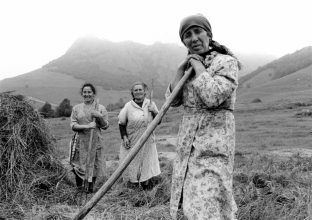 “It’s the women who work hard in the Soviet Union. Men do nothing. I don’t know why we waste our time on them.” State Farm, Women Workers, Russia, 1989. Franki Raffles.