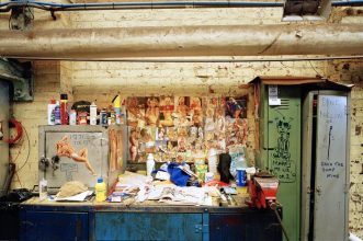 Tom Wood, Sump King 1993 Courtesy of Galerie SIT DOWN