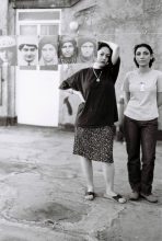 From 'Neghab' © Amak Mahmoodian 