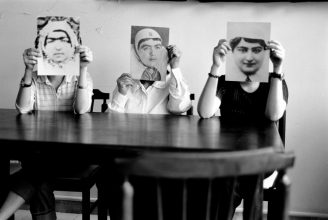 From 'Neghab' © Amak Mahmoodian 