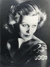 Oriel Ross (1907-1994), London, c. 1934-1935. Actress © The Bernard Simon Estate, Wiener Library Collections