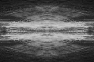 A revolution of stardust © Yvette Monahan