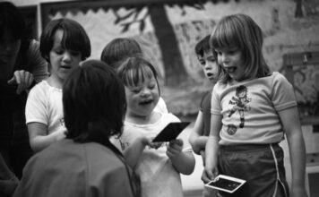 From We can take pictures, 1983 © Franki Raffles Estate