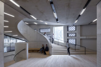 The Blavatnik Building stairwell 2 © Iwan Baan