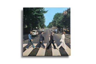 Vinyl: The Beatles, Abbey Road, Apple Records – PCS 7088. England, 1969. Photography: Iain Macmillan ; Design: John Kosh
