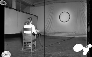Ticking © William Mokrynski